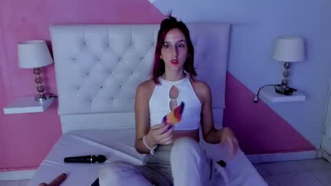 ambar_roux1 online show from 01.23.25