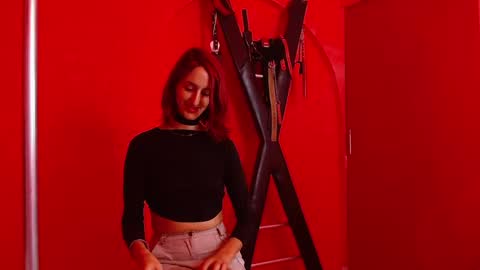 ambar_roux1 online show from 02.11.25