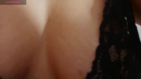 Ambar  online show from 02.11.25