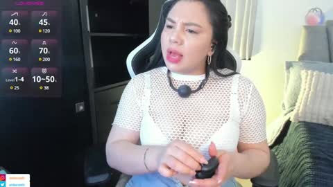 Snapshot of ambar_wells chatting on 12.13.24 ana online show from 12.13.24