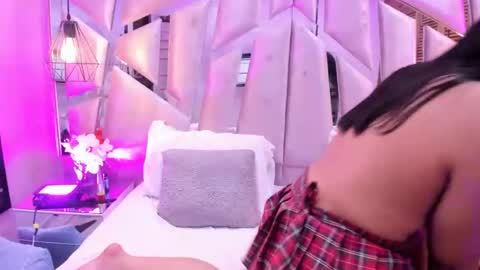 AmbarAndConnie online show from 01.30.25