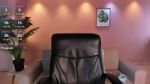 Ambar  Everyday From 0530 to 1430 Col Time online show from 12.19.24