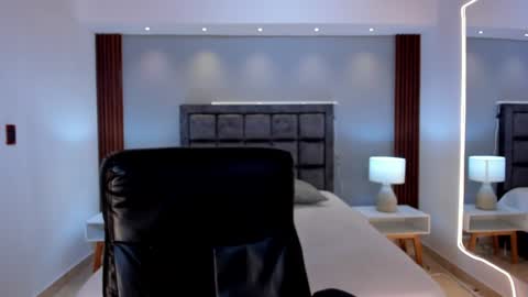 Ambar  Everyday From 0530 to 1430 Col Time online show from 01.30.25