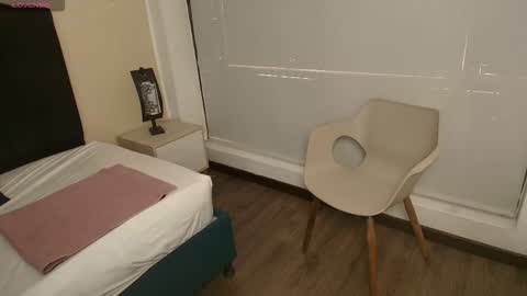 Ambar Ross online show from 09.21.25