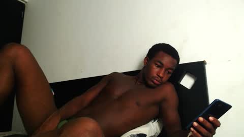 Snapshot of ambartxsex chatting on 10.19.25 ambartxsex online show from 10.19.25