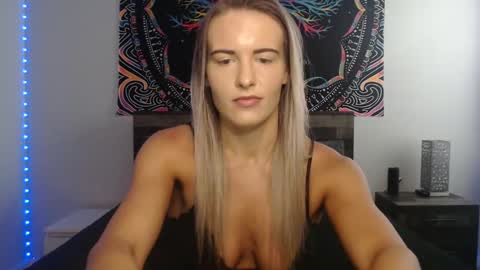 Amber online show from 09.22.25