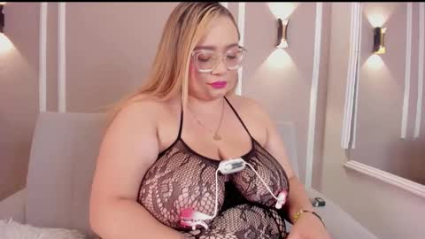 amber_bunnyx online show from 09.09.25