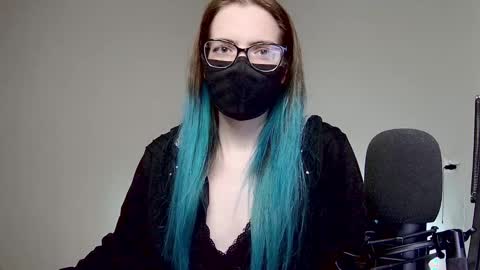 Amber non-nude model online show from 12.30.24