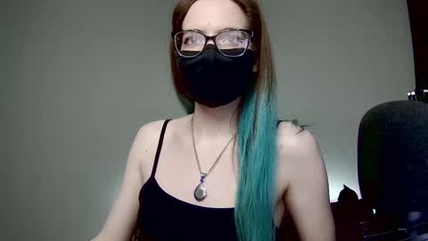 Amber non-nude model online show from 02.03.25