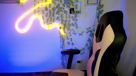 Snapshot of amber_morgan1 chatting on 01.25.25 Amber online show from 01.25.25