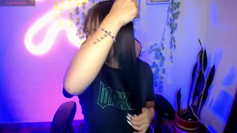 Snapshot of amber_morgan1 chatting on 01.28.25 Amber online show from 01.28.25