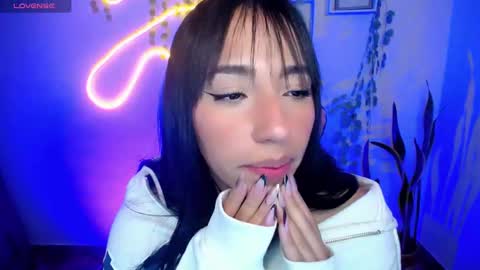 Snapshot of amber_morgan1 chatting on 02.11.25 Amber online show from 02.11.25