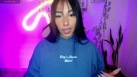 Snapshot of amber_morgan1 chatting on 02.17.25 Amber online show from 02.17.25