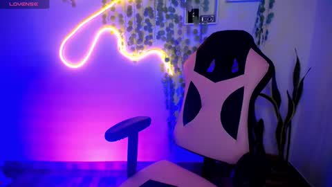 Snapshot of amber_morgan1 chatting on 02.17.25 Amber online show from 02.17.25