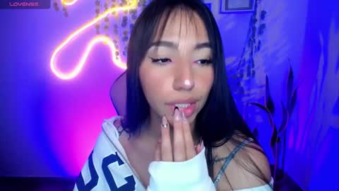 Snapshot of amber_morgan1 chatting on 02.25.25 Amber online show from 02.25.25