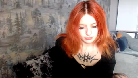 amber_tease_ online show from 09.22.25