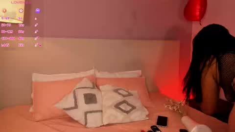 Snapshot of ambercollinns chatting on 02.16.26 Amber Collins online show from 02.16.26