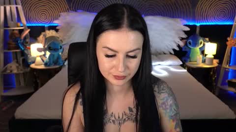 Anna online show from 11.22.25