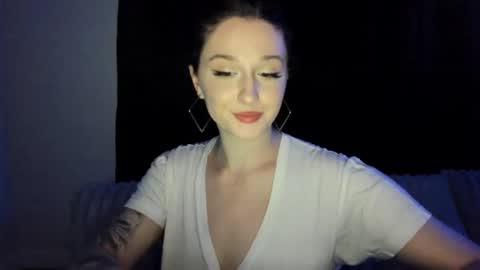 Snapshot of amberkinsley chatting on 10.01.25 amberkinsley online show from 10.01.25