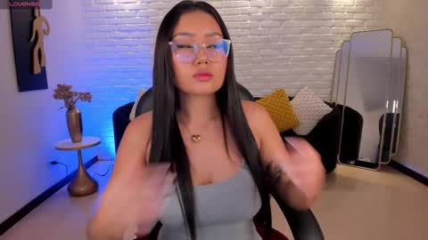 Amber  online show from 10.07.25