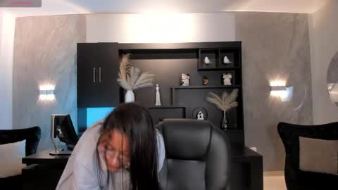 Amber  online show from 11.27.25