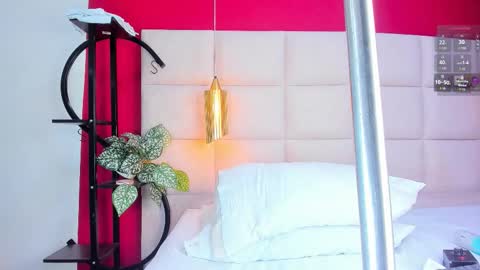 Amber .. online show from 02.09.26