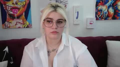 Amber online show from 09.17.25