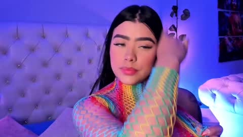 MISS AMBERR online show from 09.29.25