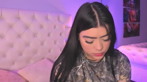 MISS AMBERR online show from 09.30.25