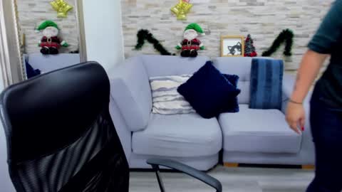 Amber online show from 01.04.25