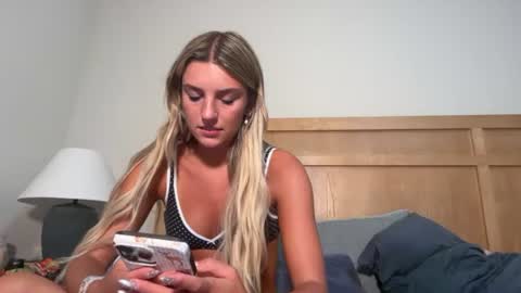 Snapshot of ambiebambiii chatting on 07.02.26 ambie bambi amber griz online show from 07.02.26