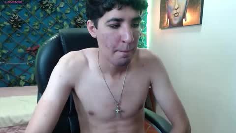 Snapshot of ambrosebull chatting on 10.26.25 Ambrosebull online show from 10.26.25