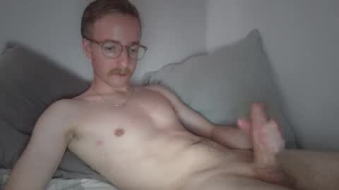 Snapshot of amekatt chatting on 11.28.25 Amekatt online show from 11.28.25