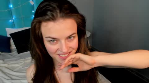 Ameli Lorans online show from 02.08.25