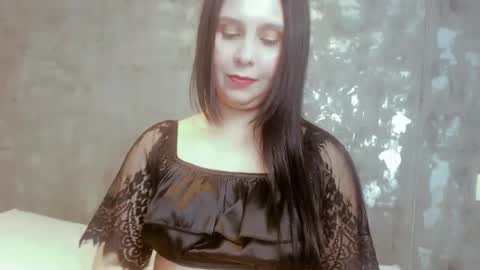 Snapshot of ameli_porter2 chatting on 12.28.24 ameli online show from 12.28.24