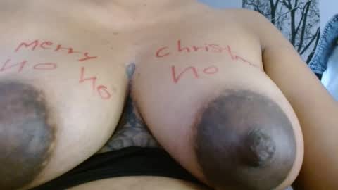 Snapshot of amelia_2023 chatting on 12.23.24 amelia  online show from 12.23.24