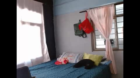 Snapshot of amelia_2023 chatting on 01.28.25 amelia  online show from 01.28.25