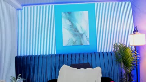 Snapshot of amelia_adms chatting on 01.12.25 Amelia Adams online show from 01.12.25