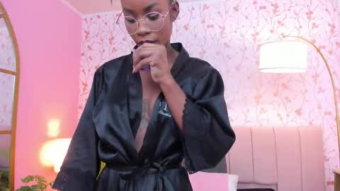 Snapshot of amelia_adms chatting on 03.03.25 Amelia Adams online show from 03.03.25