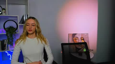 Snapshot of amelia_lovely1 chatting on 03.20.26 amelia lovely1 online show from 03.20.26