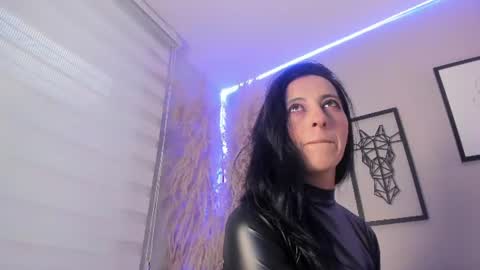    online show from 06.20.26