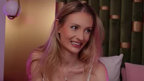 Amelia online show from 02.03.26