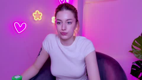 Snapshot of ameliacarterr chatting on 04.06.26 Amelia online show from 04.06.26