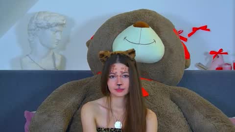 Snapshot of ameliaflares chatting on 10.28.25 Amelia online show from 10.28.25