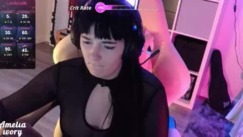 Snapshot of ameliaivory chatting on 10.02.25 ameliaivory online show from 10.02.25