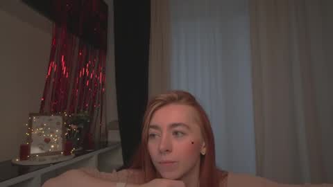 Snapshot of ameliamber0 chatting on 02.13.25 Amelia   online show from 02.13.25