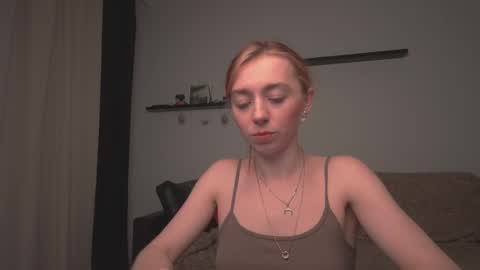 Snapshot of ameliamber0 chatting on 02.24.25 Amelia   online show from 02.24.25