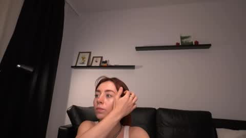 Snapshot of ameliamber0 chatting on 10.08.25 Amelia   online show from 10.08.25