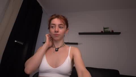 Snapshot of ameliamber0 chatting on 10.11.25 Amelia   online show from 10.11.25