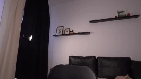 Snapshot of ameliamber0 chatting on 10.12.25 Amelia   online show from 10.12.25